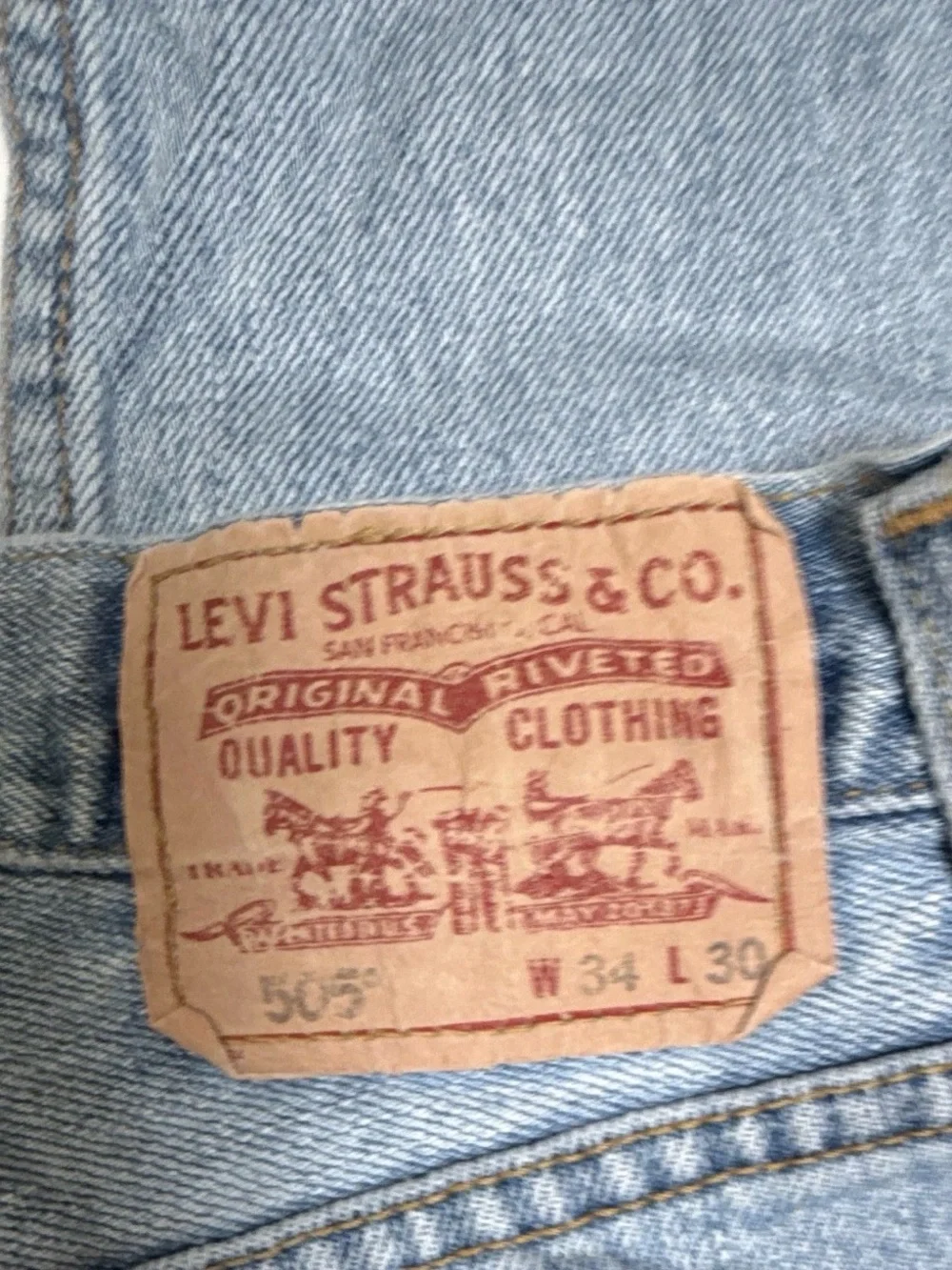 Levi's 505 Men's Light Blue Relaxed Fit Jeans 34x30